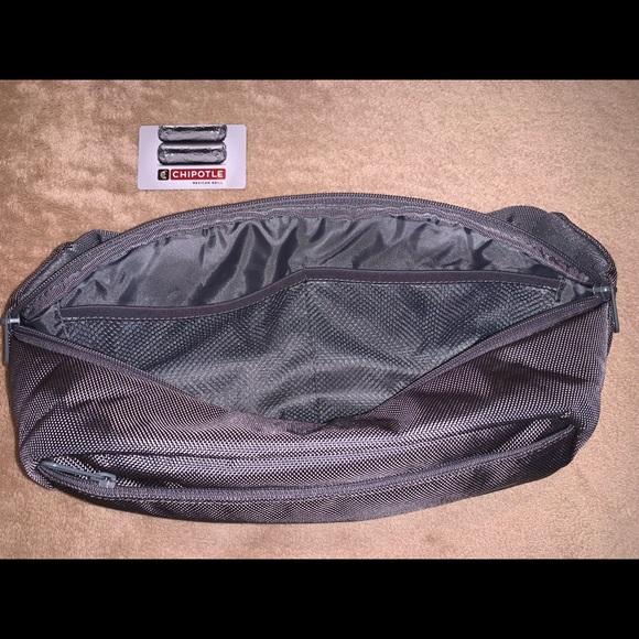 PUMA Waist Bag (Fanny pack) - Picture 4 of 7